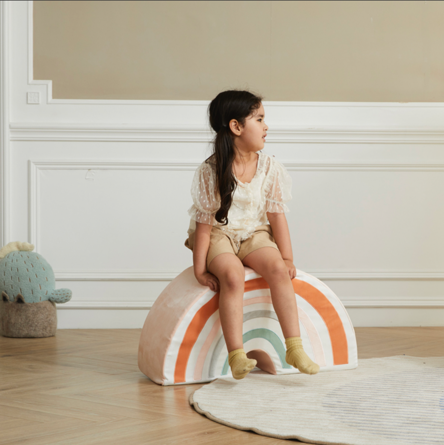 Rainbow Pouf