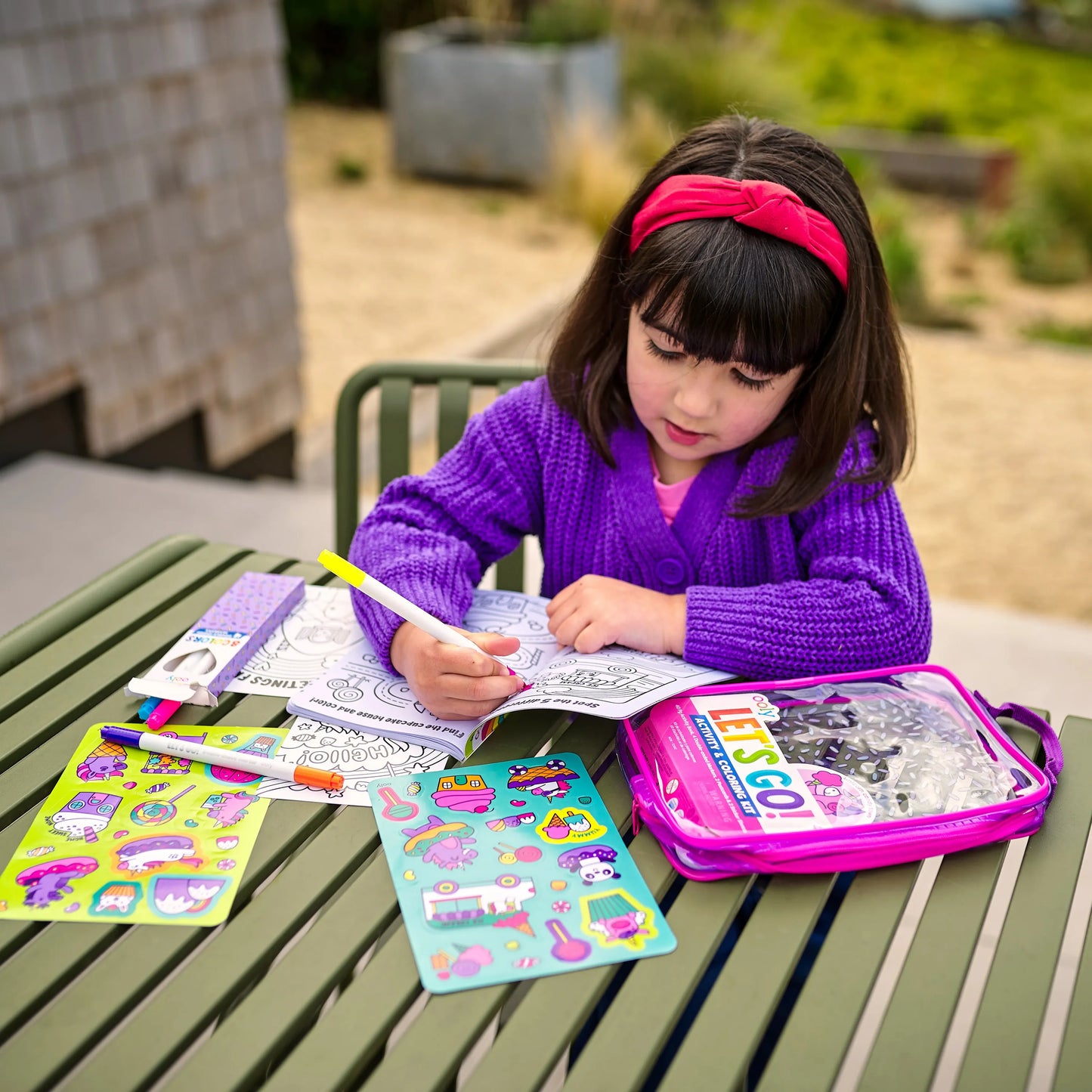 Let's Go! Activity & Coloring Kit