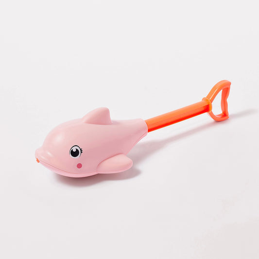 Dolphin Soaker