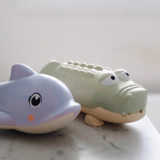 Dolphin Lilac Water Squirter